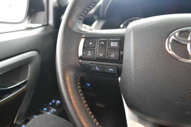 Hilux SW4 SR 2.7 4X2 Flex AUT - 2017 - Foto 15