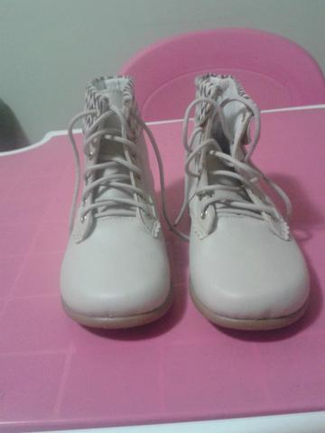 Lindo par de botas - Foto 2