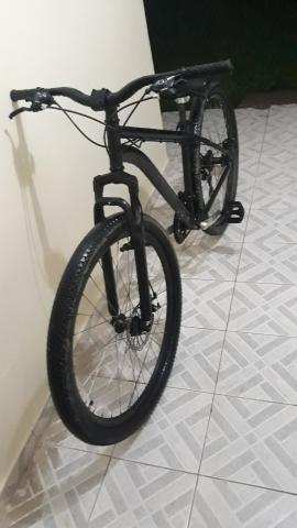 Vendo bike aro 29 ( troco por bike motorizada ) - Foto 2
