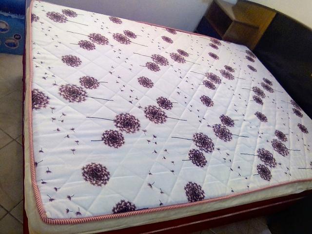 Vendo Cama Box Casal