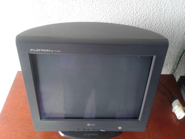 Monitor LG Flatron CRT ez T71OSH - Foto 2