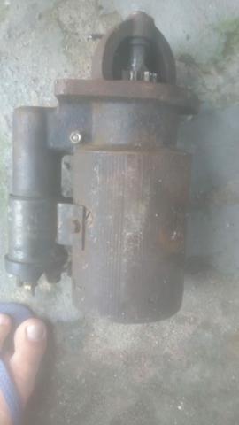 Motor de partida e alternador