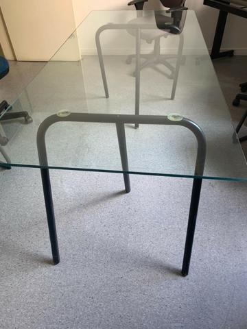 Mesa de vidro reuniões