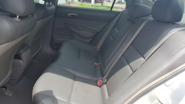 Civic LXL/Lxl SE 1.8 Aut Flex couro - Foto 9