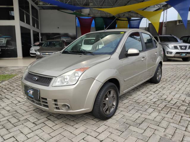Ford Fiesta Sedan