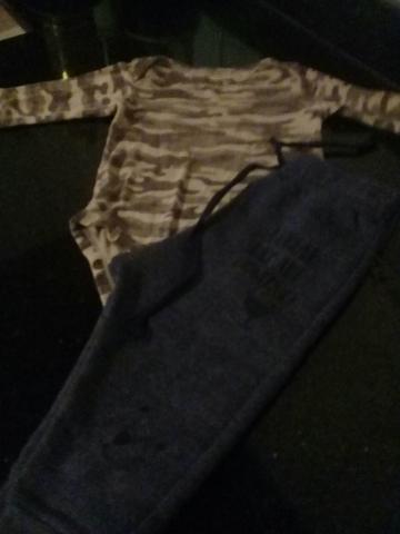 VENDO LOTINHO DE BEBÊ TAM p/m COM 21 PEÇAS - Foto 3