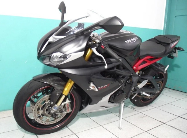 triumph daytona 675 olx