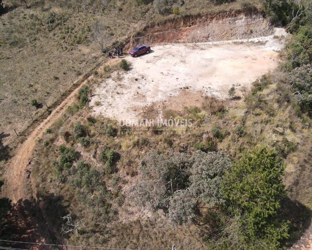 Belo Terreno Plano à Venda na Região do Parque da Água Santa - Campos do Jordão/SP - Foto 2