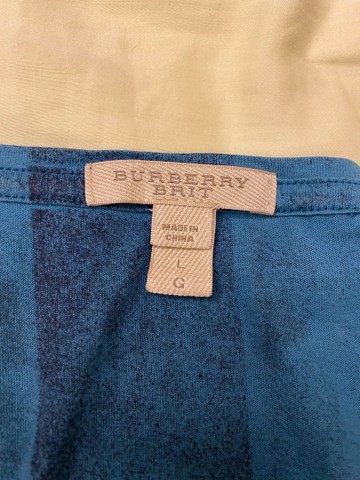 Camiseta Burberry Verde - Foto 2
