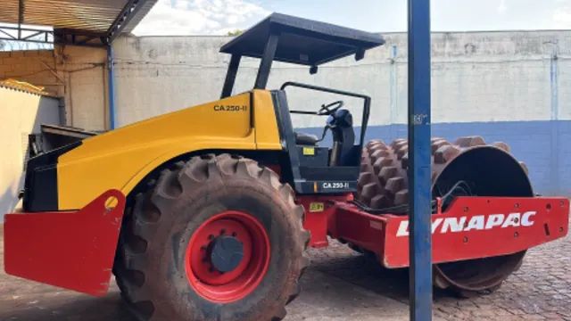 Vende se Rolo Compactador Dynapac Pata - Foto 4