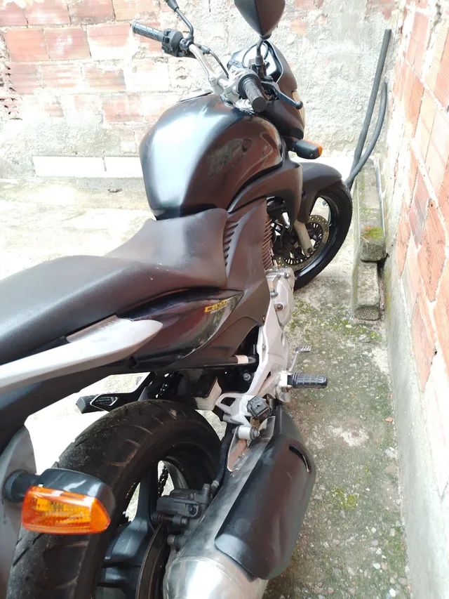 Cb 300 