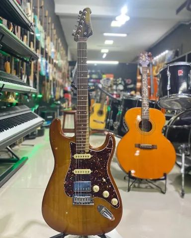 Guitarra Studebaker Horney Burst Hss