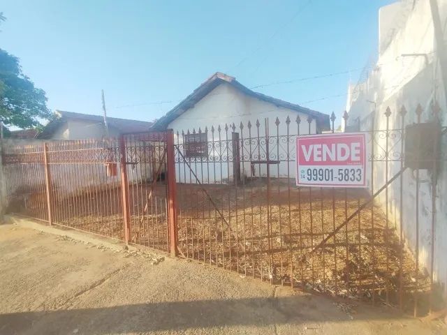 Casa a venda zona oeste