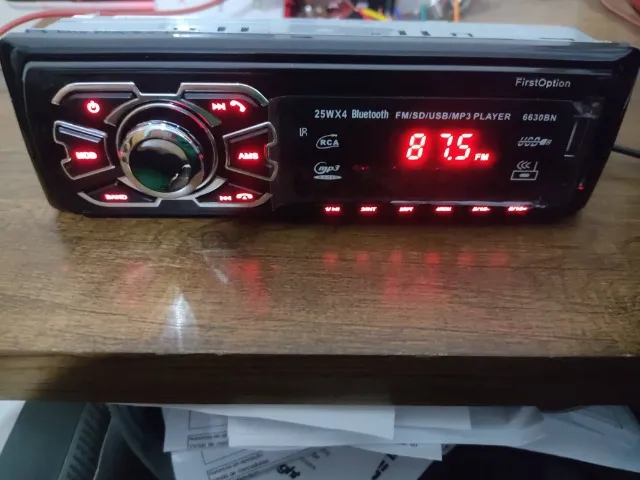Radio Automotivo FirstOption Bluetooth,Aux,Cartão e Pen Driver