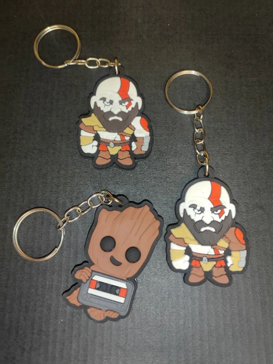 Kit Chaveiro Kratos, Groot, Pokebola e Charmander