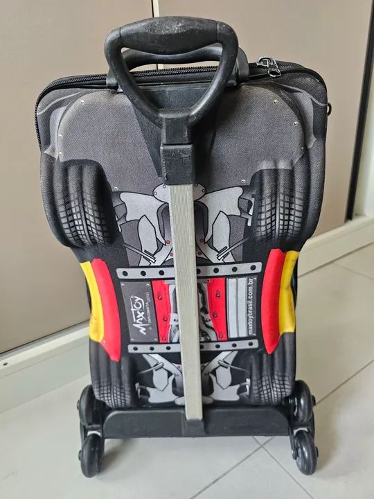Mochila escolar 3 rodinhas  Maxtoy em ótimo estado de conservação  - Foto 2