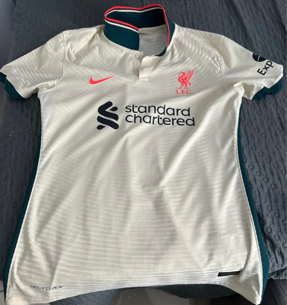 Camisa Liverpool Away 21/22