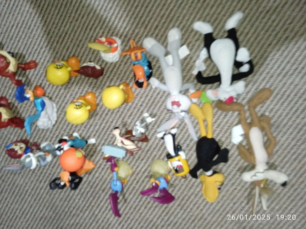 Personagens Looney Tunes- kit com 22 peças  - Foto 5