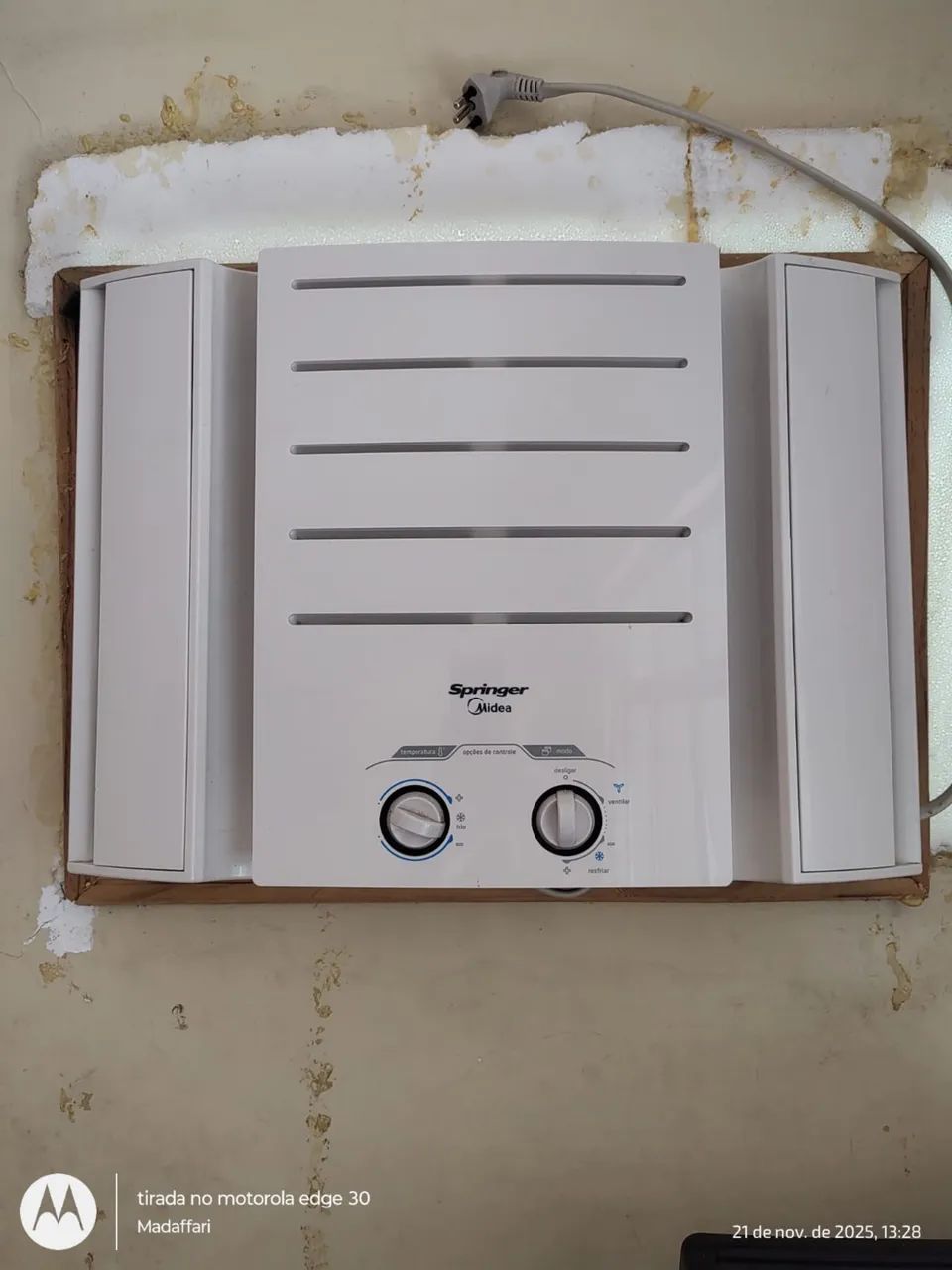 AR CONDICIONADO SPRINGER 7500 BTUs (PERFEITO ESTADO)