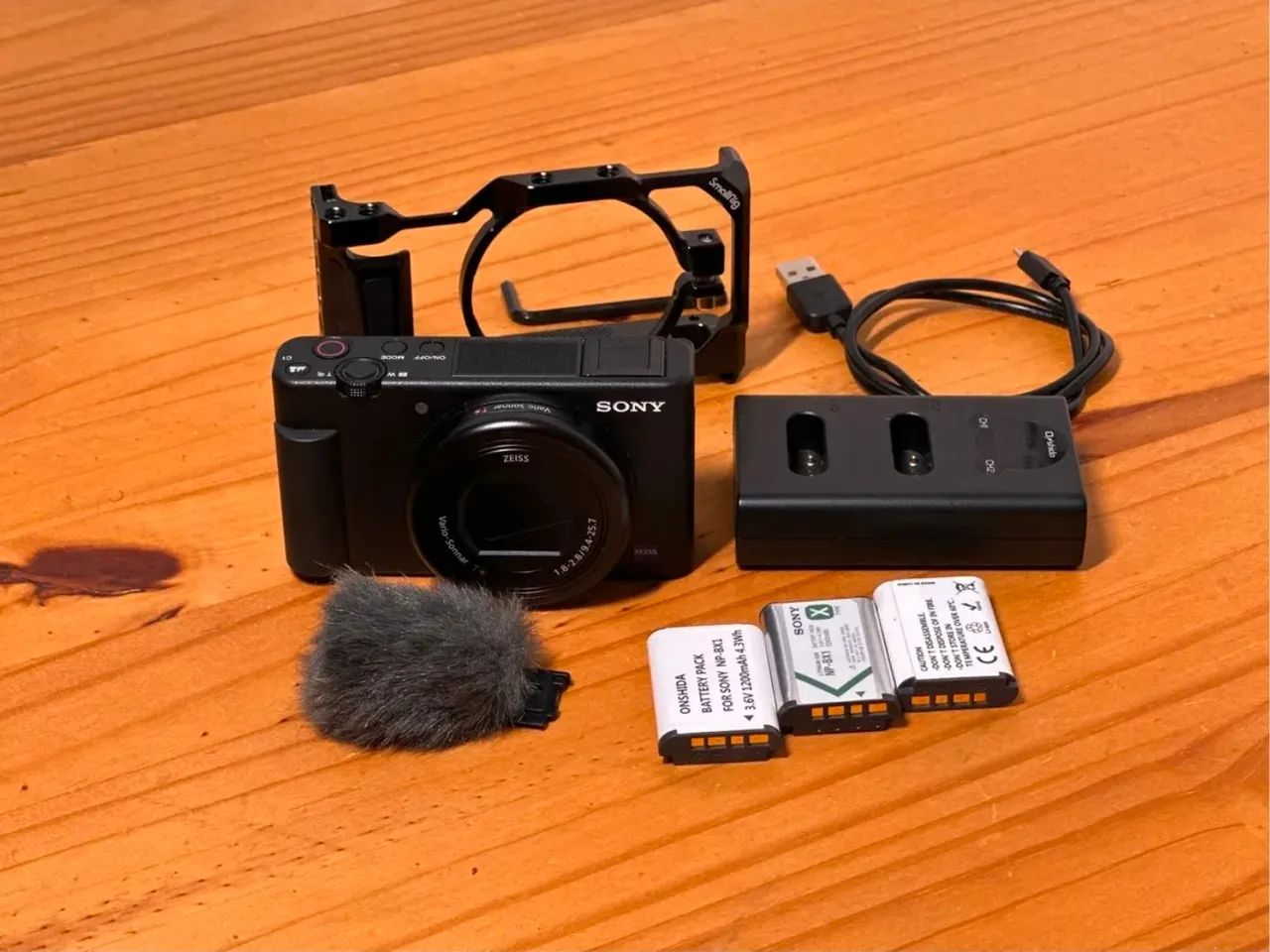 Sony ZV-1 e acessórios - Câmeras e Filmadoras - Sul (Águas Claras