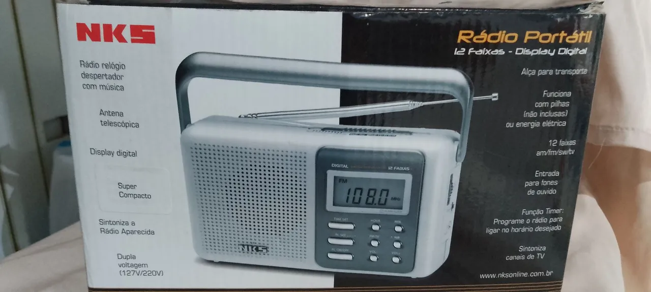 Rádio Portátil NKS - Display Digital e 12 Faixas!
