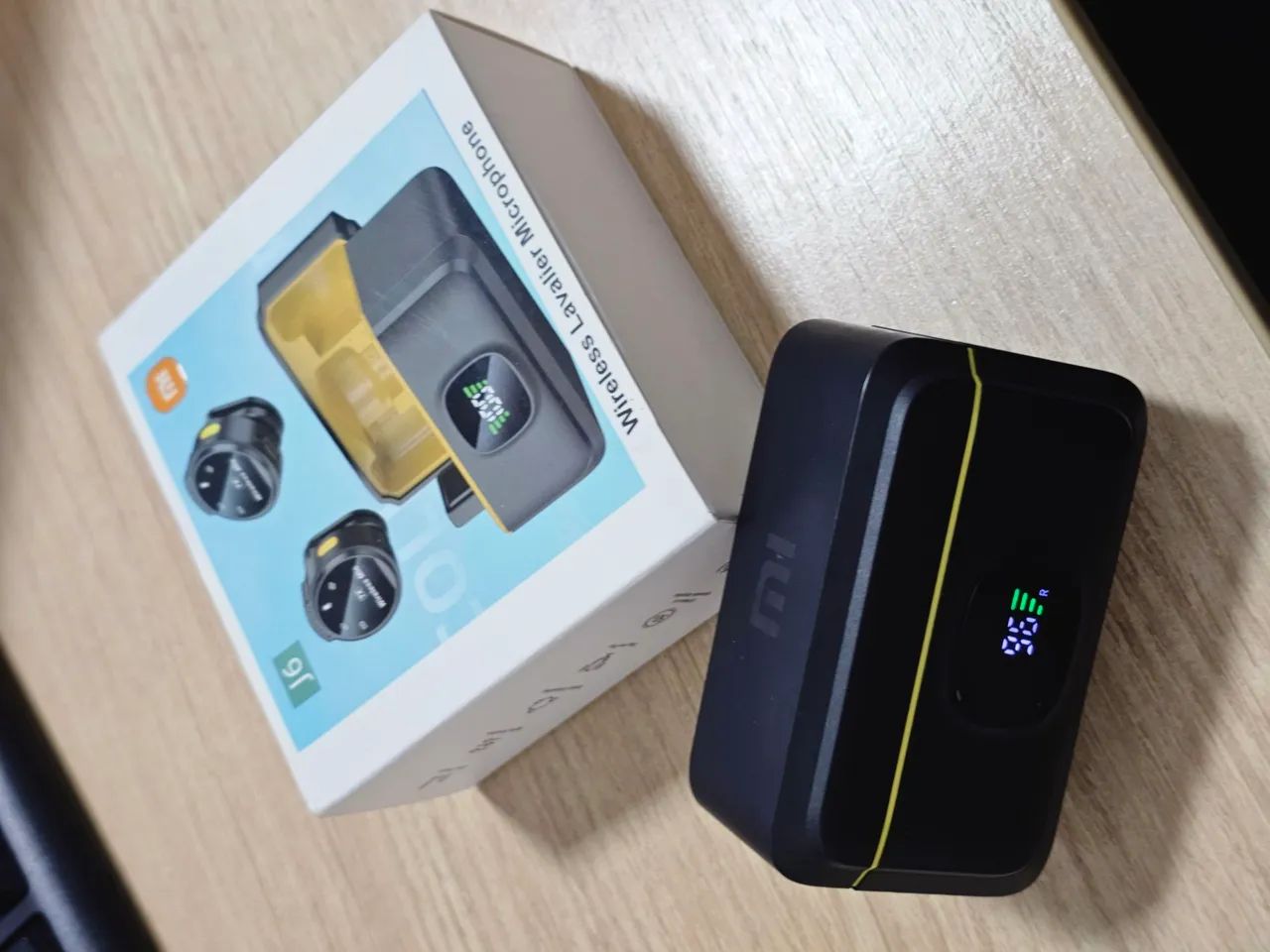 Microfone Lapela sem fio J6 Xiaomi - Entrada Lightning - Aberto apenas para teste - Foto 6