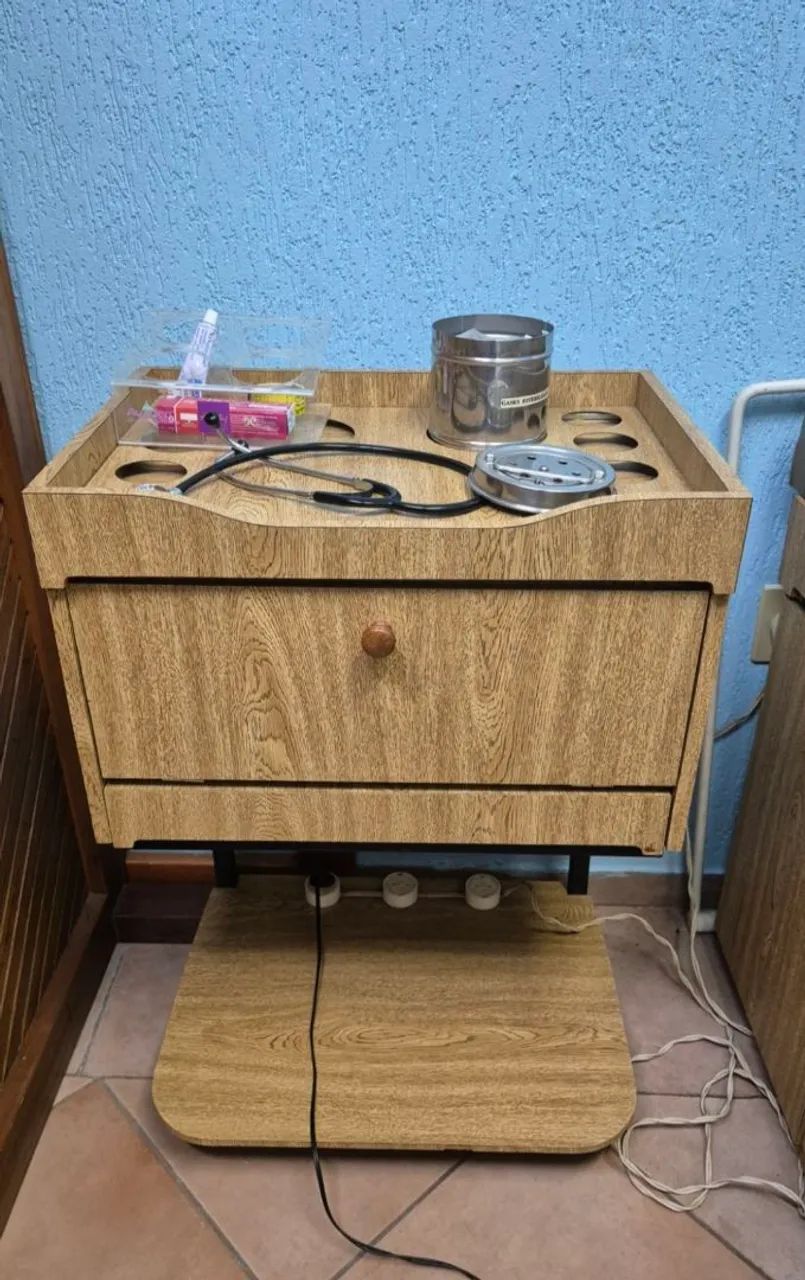 Mesa de Exame Médico + acessórios  - Foto 3