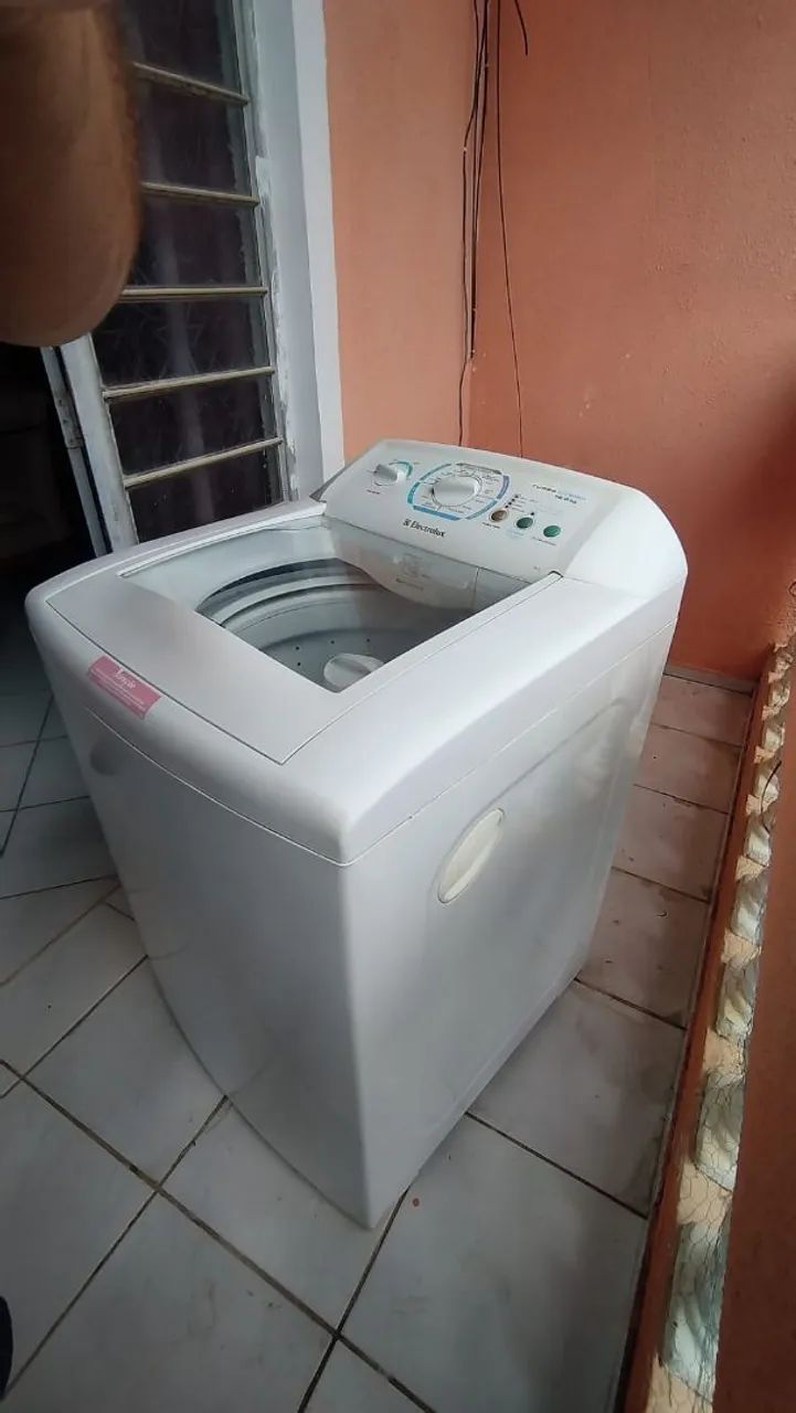 Máquina de lavar Eletrolux 12kg 127v