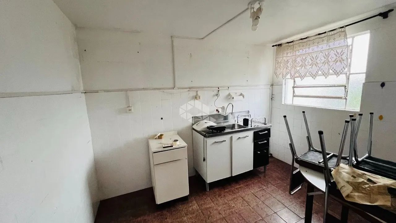 Casa com duas moradias as 150 metros da Rodoviária - Foto 4