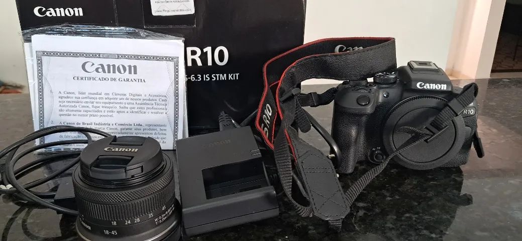 Kit completo Canon R10 na garantia + bateria extra + adaptador de lente EF/RF + case novo
