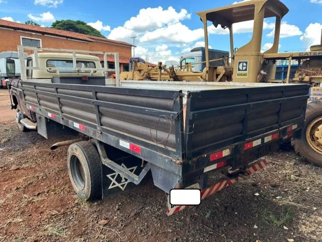 Ford F350  4x2  ano  1959 c/ Carroceria - Foto 2