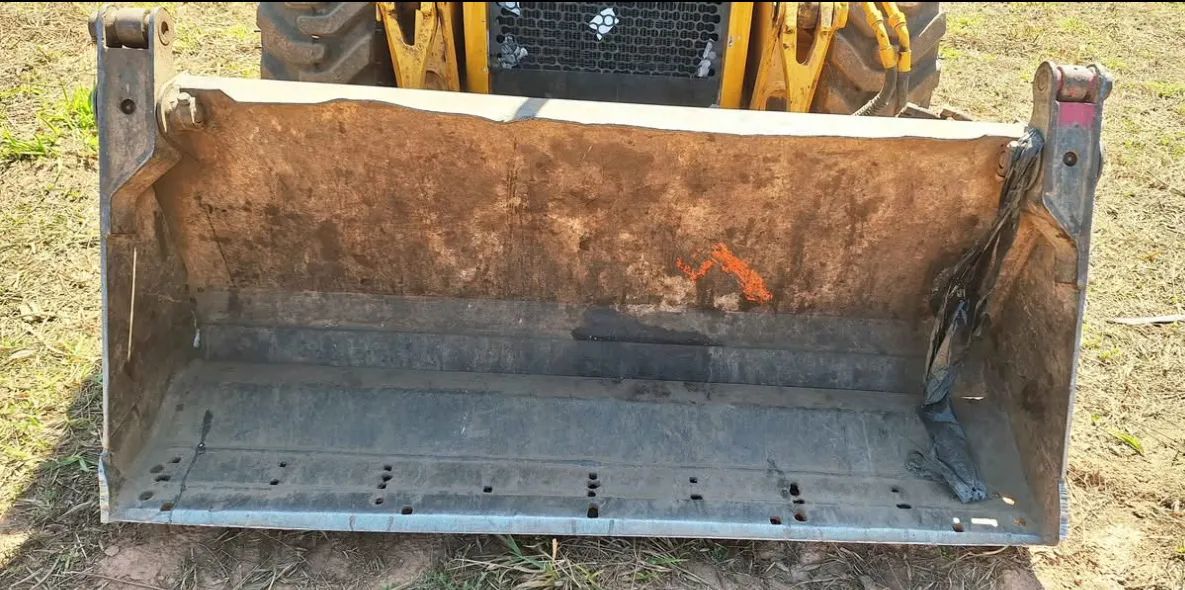 Mini retroescavadeira JCB 1CX ano 2012, 4x4, com linha para rompedor, em SP - Foto 5