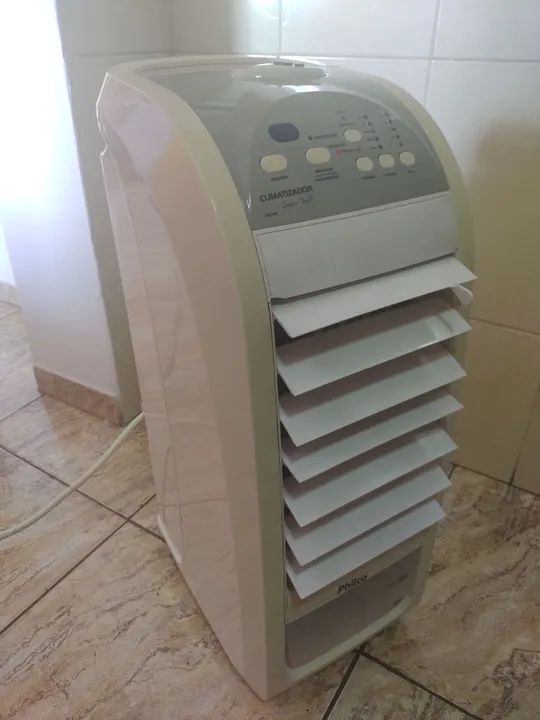 Climatizador Umidificador Frio e Quente Philco - Funcionando perfeitamente!!