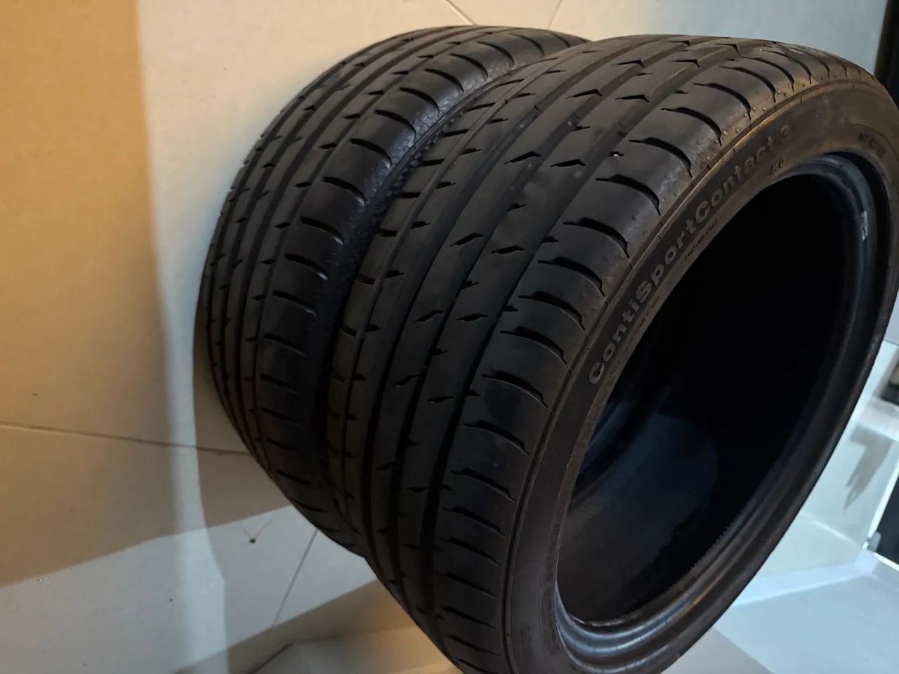 Pneu Continental 245/40 R18 - Foto 5