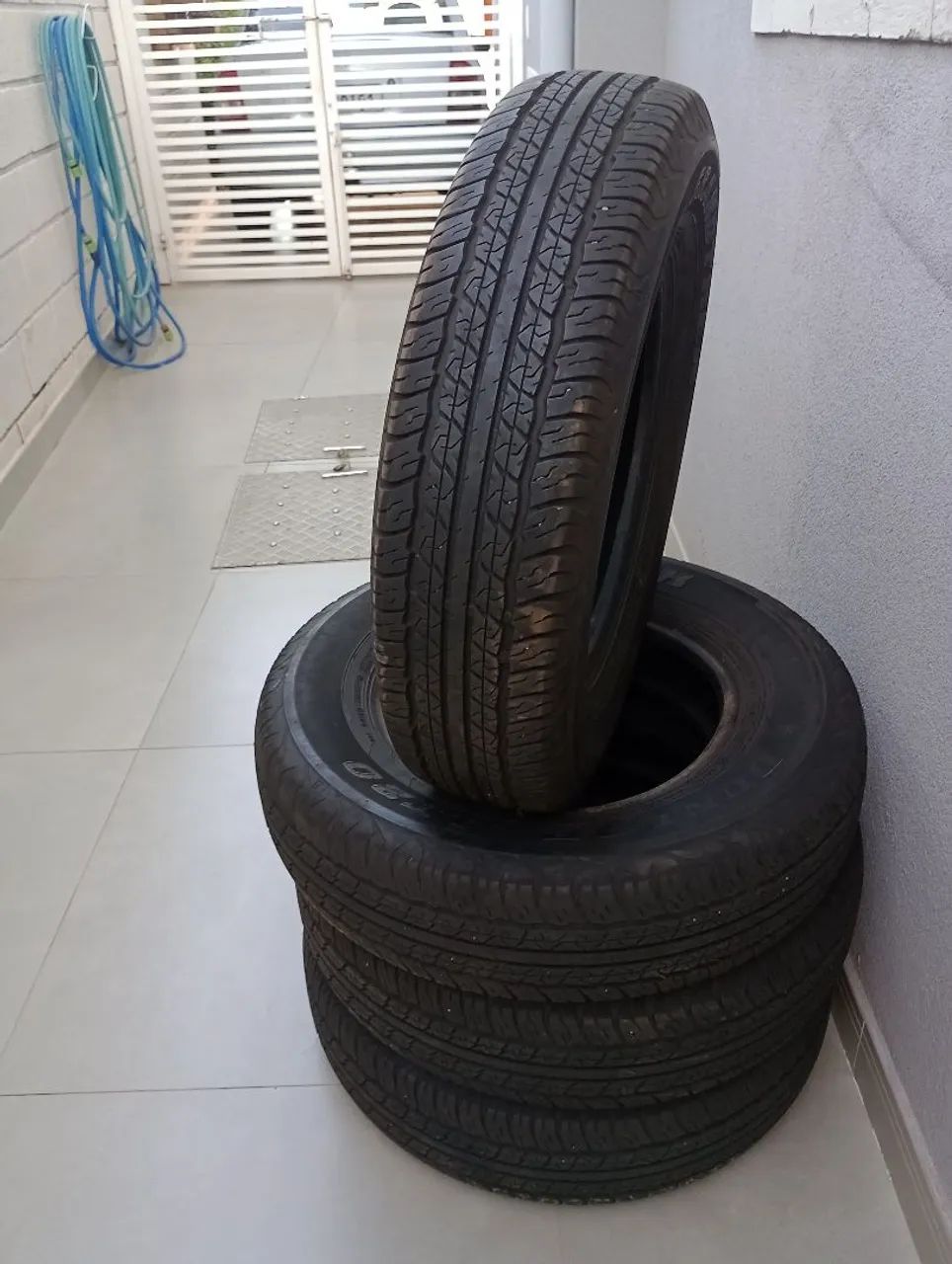 Pneus Dunlop AT20 195 80 15 195/80/15 SUZUKI JIMNY - Foto 3