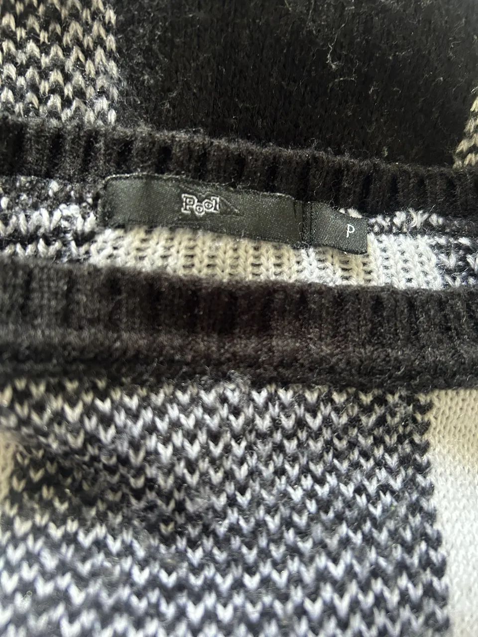 Blusa preto e branco Pool - tamanho P - Foto 3