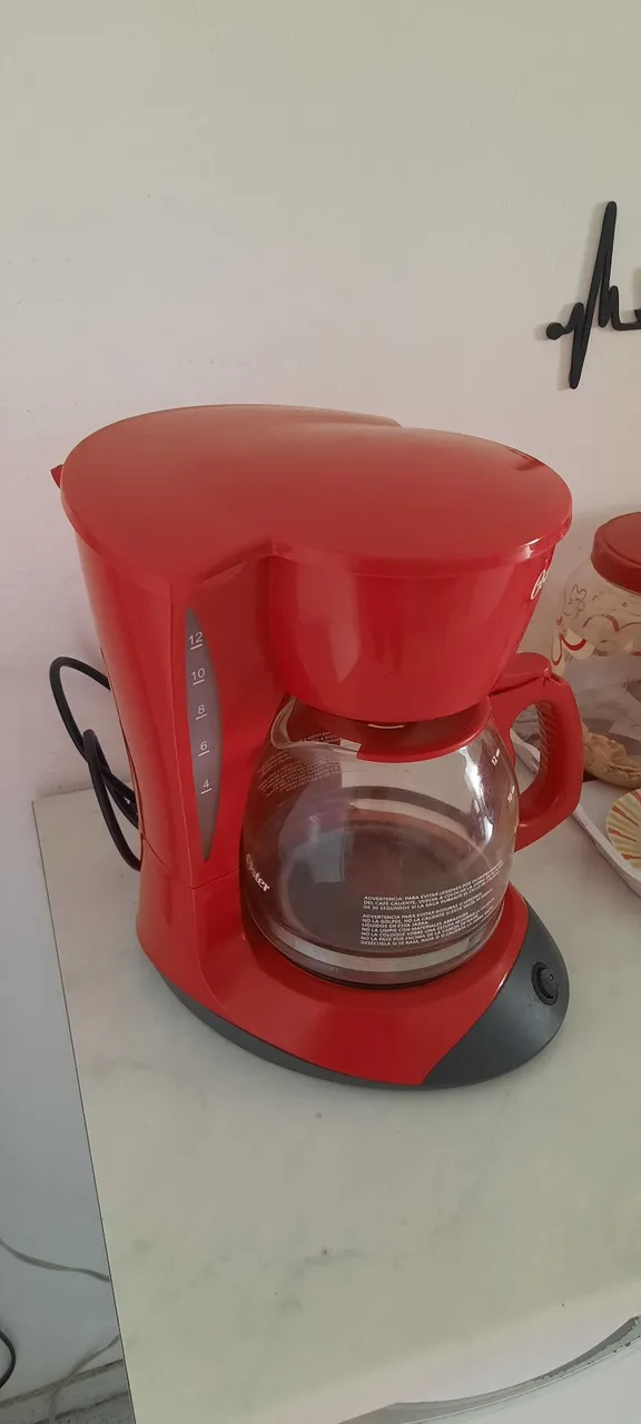 Cafeteira Elétrica Vermelha