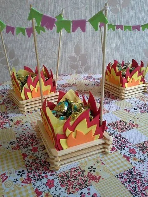 Mini Fogueiras Decorativas para Festas Juninas