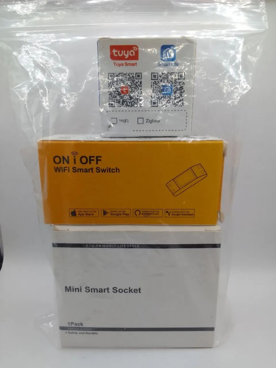 Tomada e Interruptor Inteligente WiFi - Tuya Smart