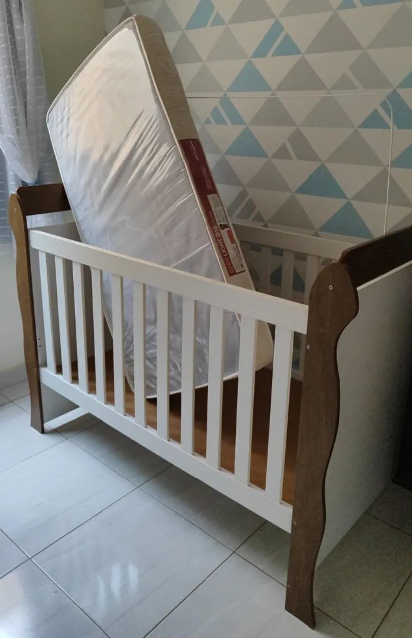 Vendo Berço / Cama + Colchão Ortobom 
