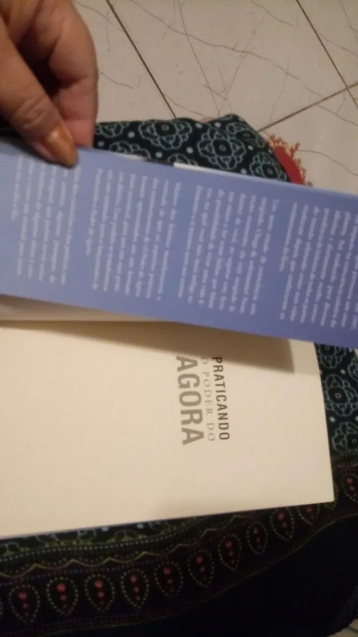 Livro Praticando o Poder do Agora de Eckhart Tolle - Foto 2