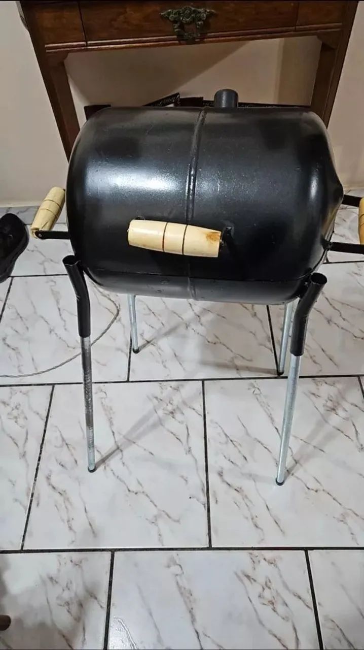 Churrasqueira bafinho com pés  - Foto 3