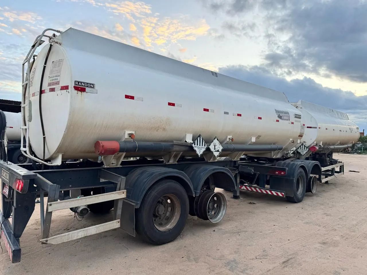 Tanques RANDOM 2008 E 2013