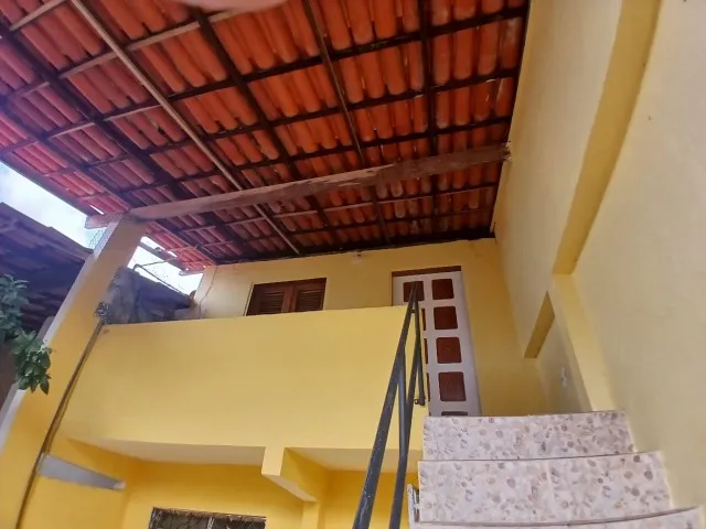 CASA PRA ALUGAR PROXIMO AO SHOPPING PASSEIO NO COHATRAC IV COM 2 QUARTOS,SALA ,COZINHA.