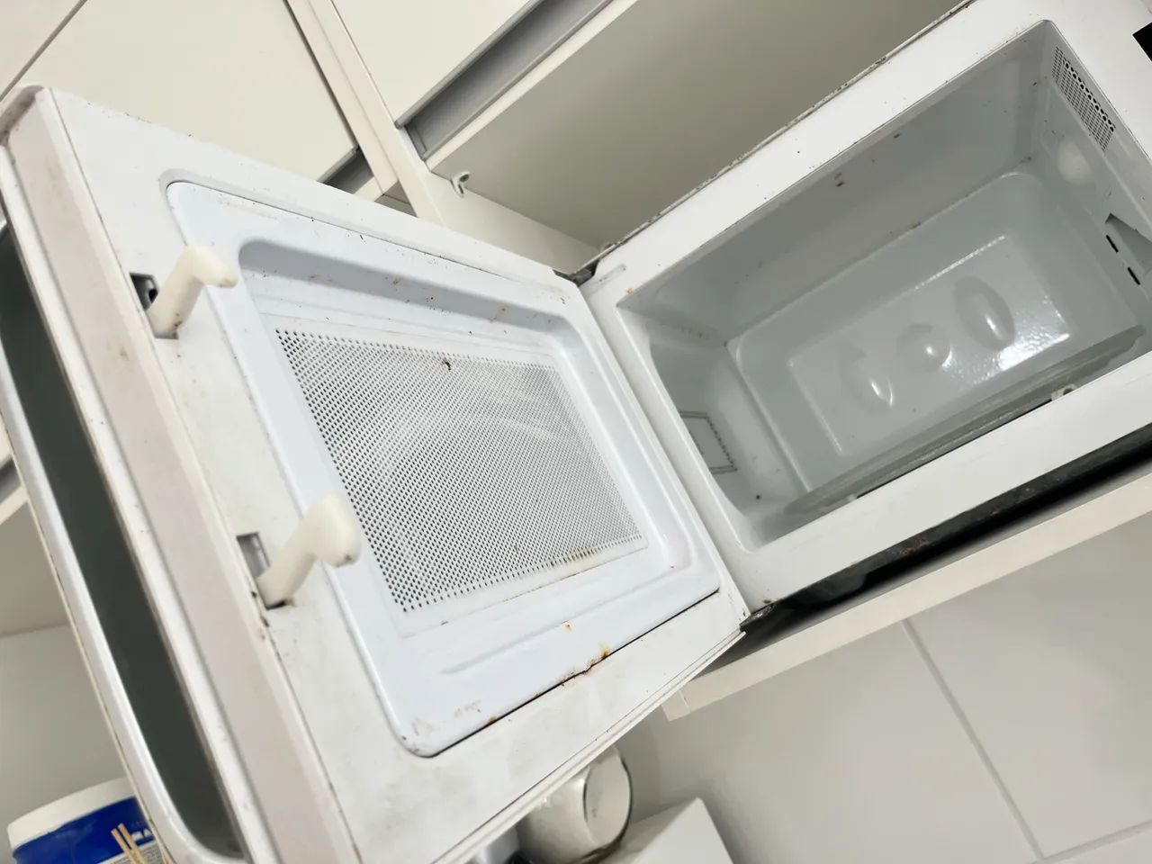 Vendo Microondas 20l de 127V - Foto 3