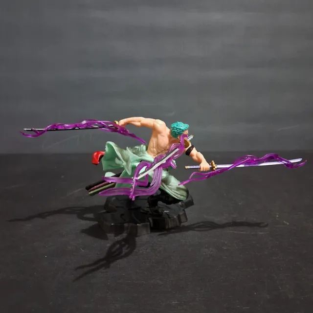 Action Figure Roronoa Zoro 11cm One Piece | Pvc + Base - Foto 2