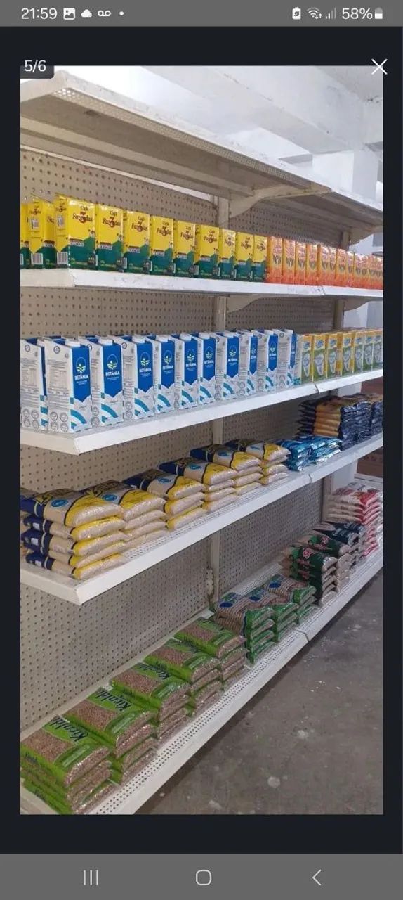 Plateleiras mercadinho
