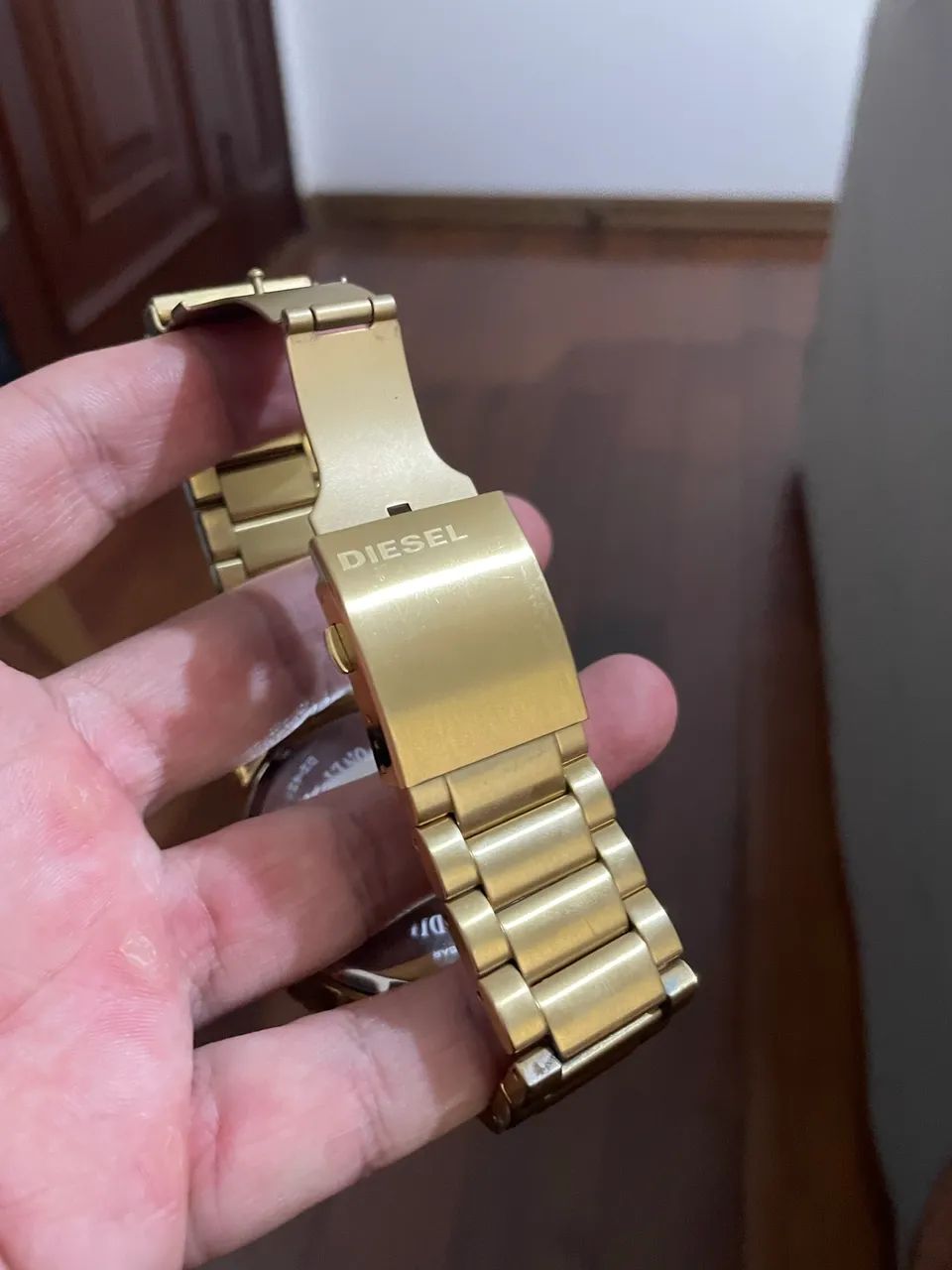 Relógio Diesel dourado - Foto 3
