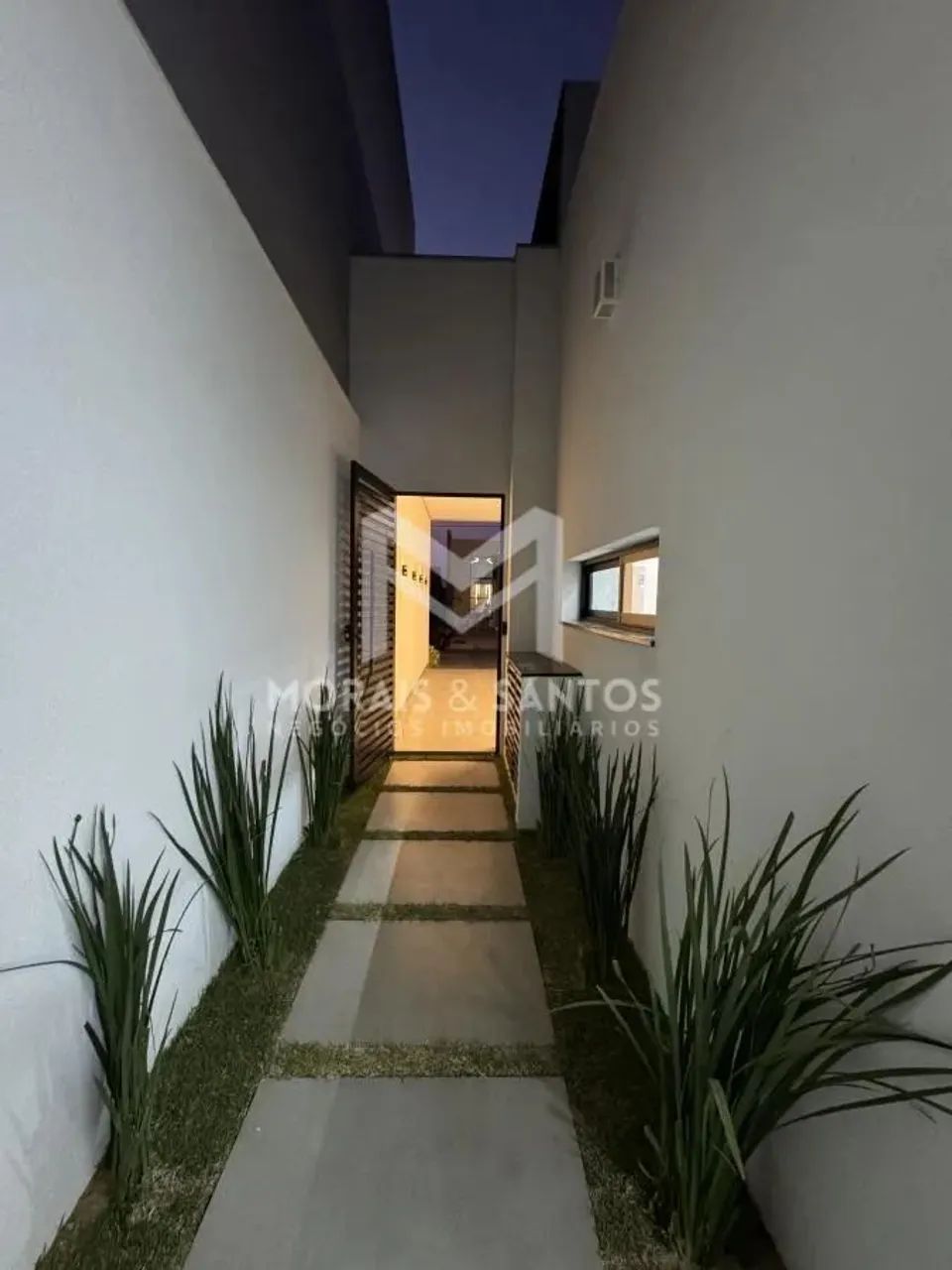 M - CASA À VENDA NO CONDOMÍNIO VILLA SEGURA - MONTES CLAROS MG - Foto 2