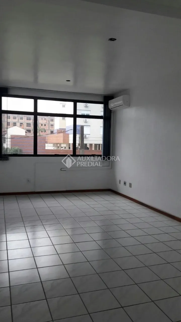 Sala à Venda no Jardim Itu - Porto Alegre